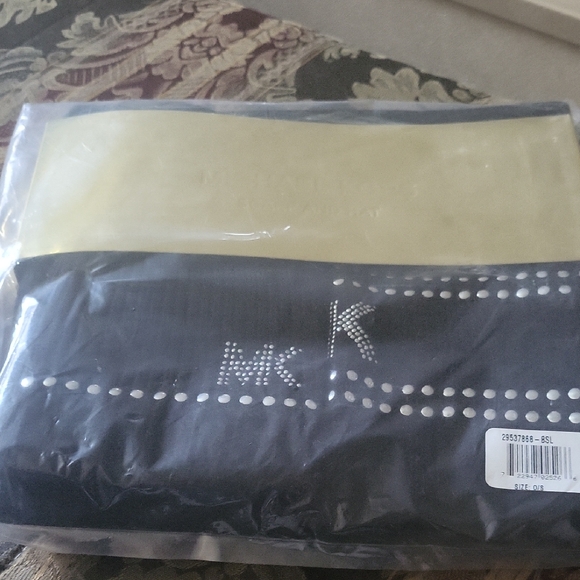 Michael Kors Black and Stud  Logo Scarf And  Hat Silver - Picture 1 of 5